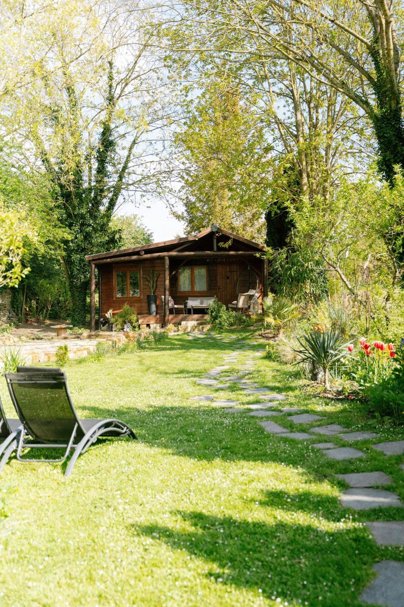 Les Glycines De Monchy- Chambres D'Hotes Εξωτερικό φωτογραφία